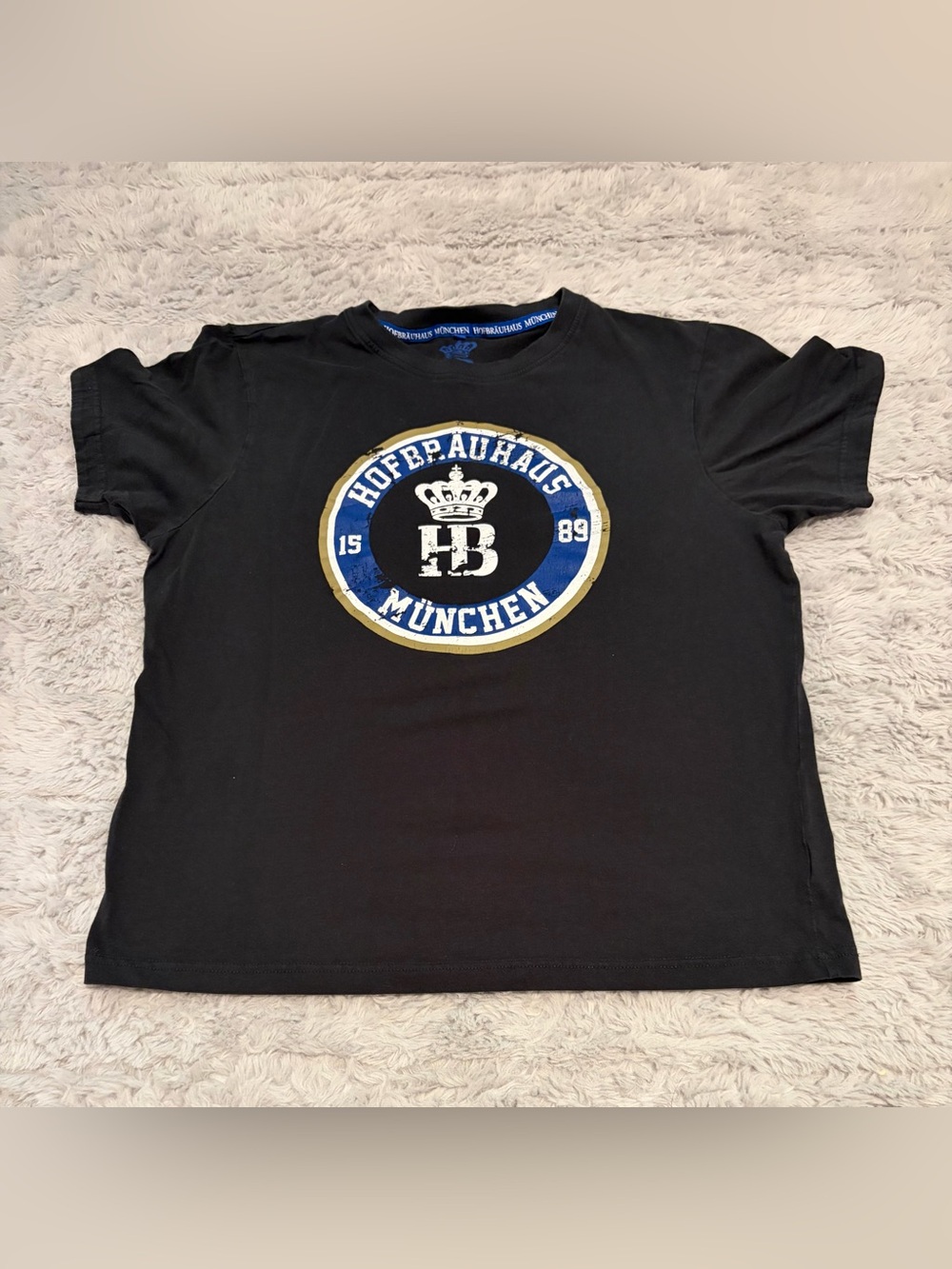 Official Hofbräuhaus München Munich Brewery Graphic Tee Black M